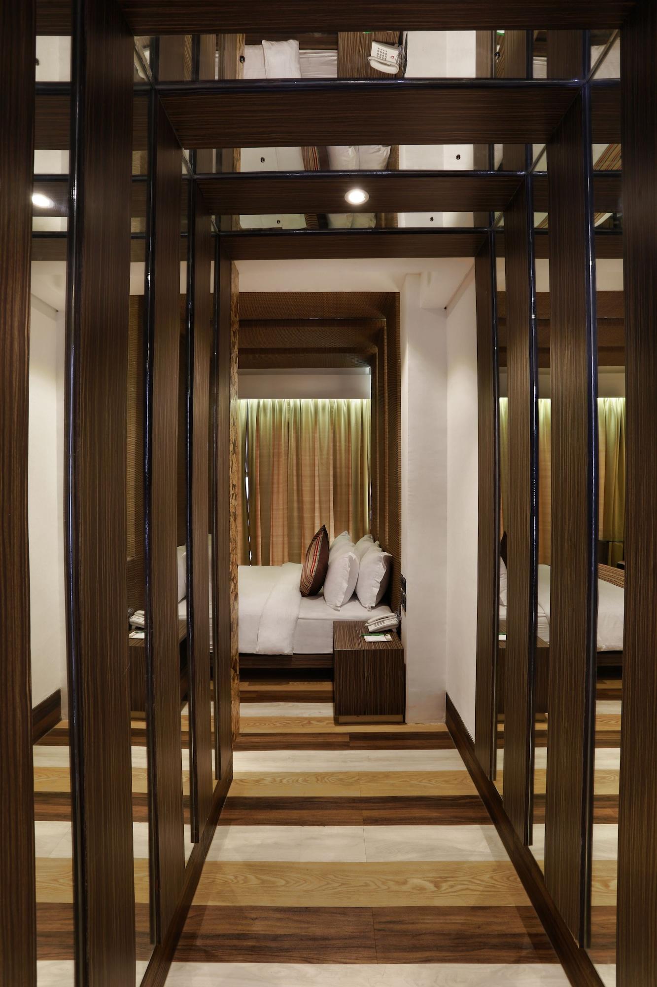 Mega Boutique Hotel Kuta  Exterior photo